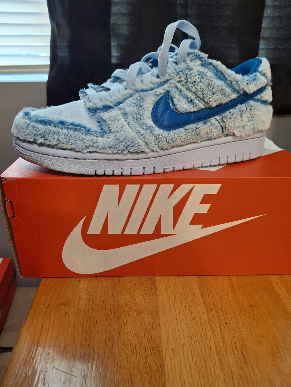 Nike Dunk Low ( BG) Abominable Snowman NIB - Picture 2 of 16